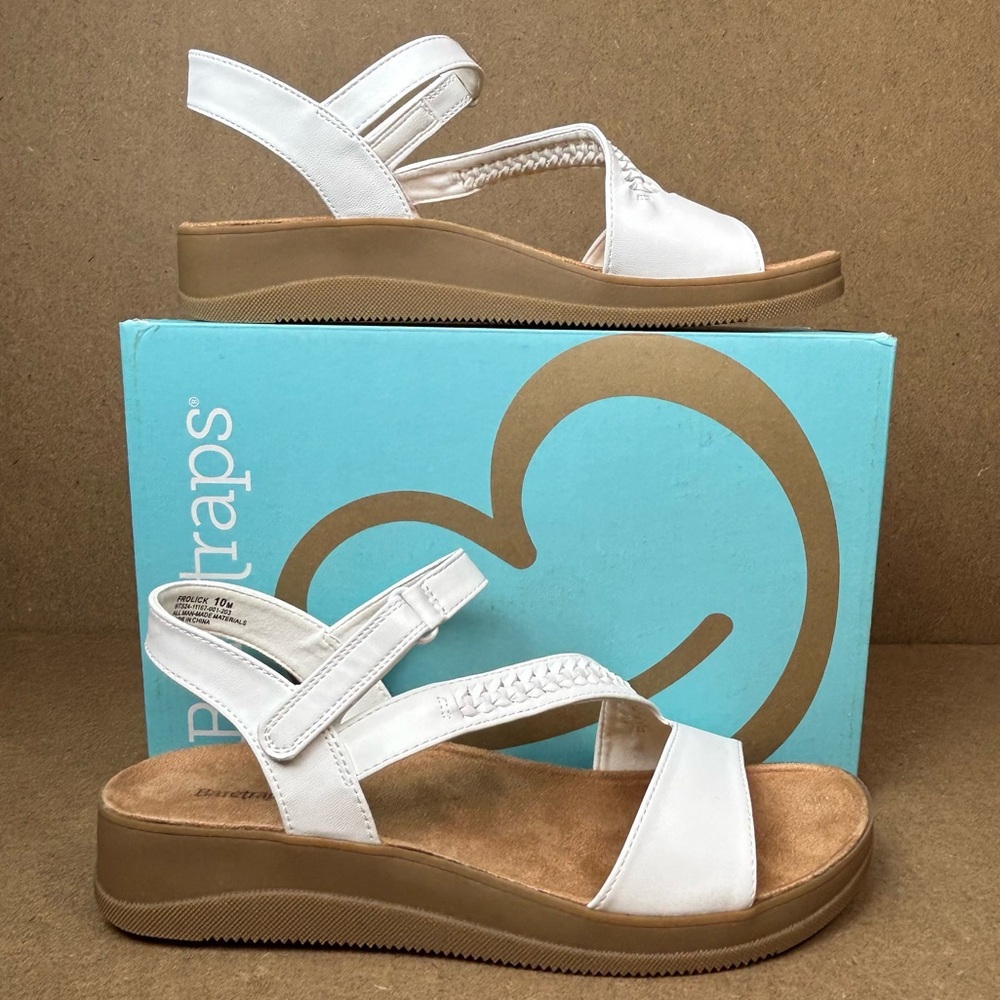New Baretraps Womens Frolick White Strap Sandals Size 10M